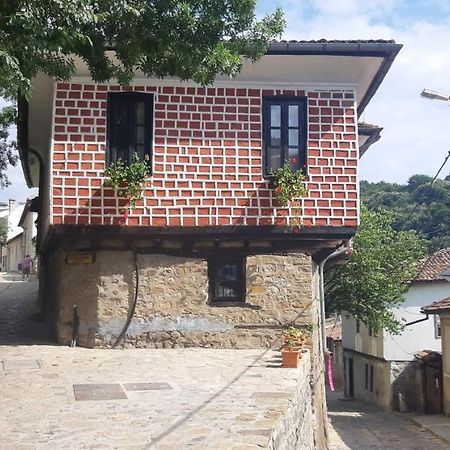 The Red Konak Villa Veliko Tărnovo Exterior foto