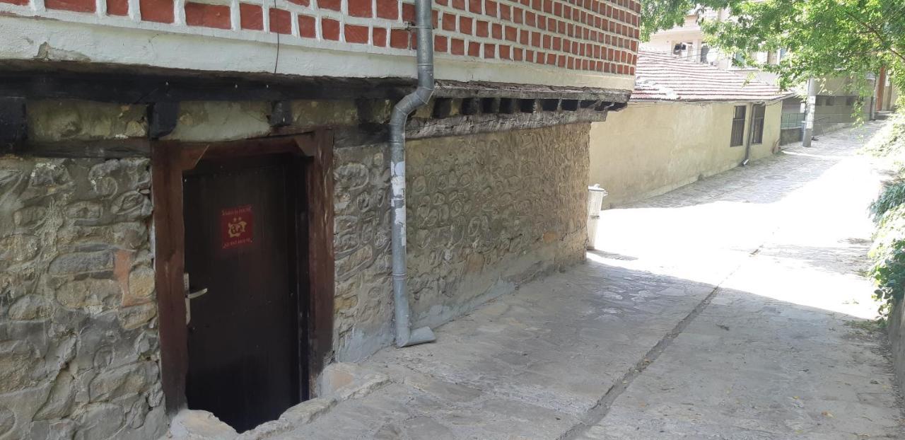 The Red Konak Villa Veliko Tărnovo Exterior foto