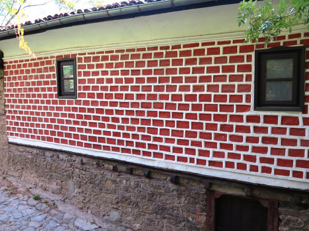 The Red Konak Villa Veliko Tărnovo Exterior foto